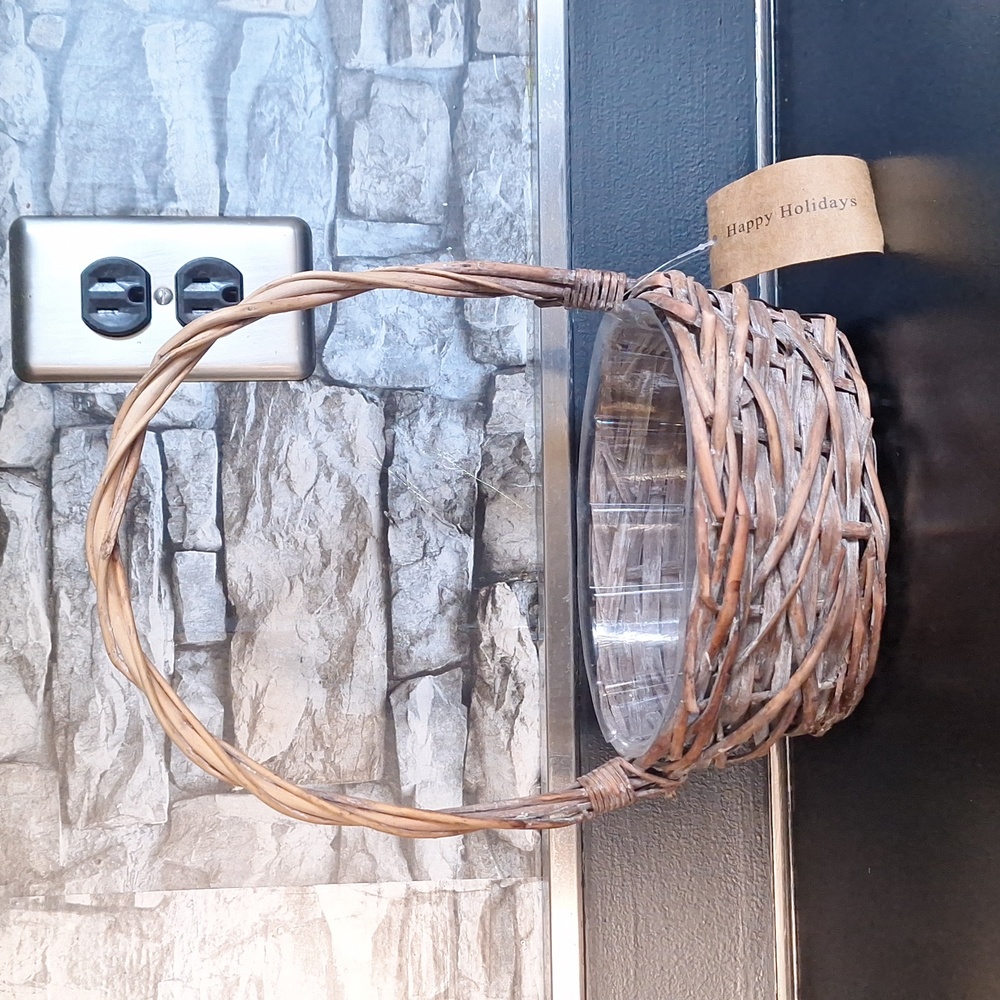 Woven Wicker Rattan Basket/Planter